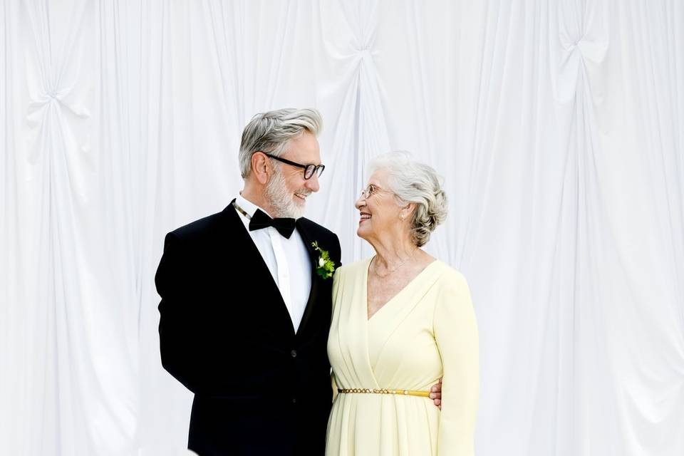 The wedding portrait studio