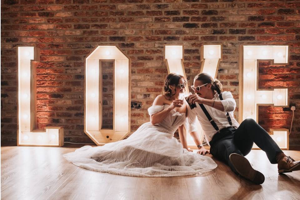LOVE Decor