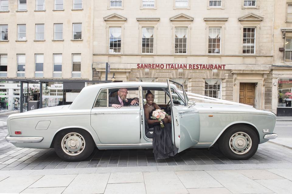 Bride & Groom arrival