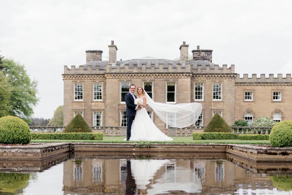 Bride and groom at Gordon Cast