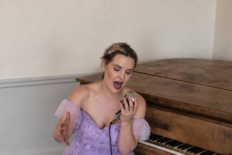 Elemci Vocalist Rookesbury Par