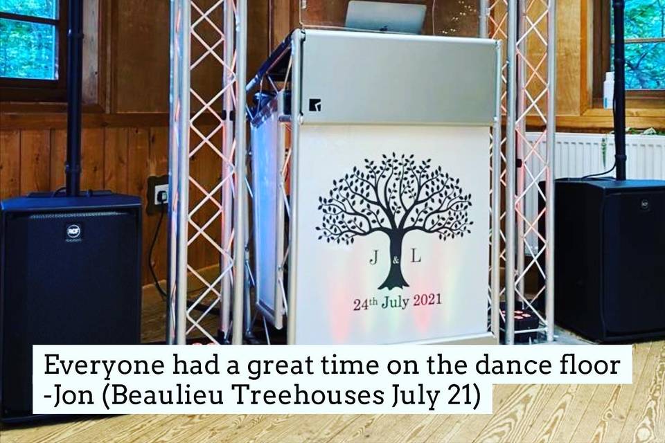 Beaulieu Treehouses Wedding DJ