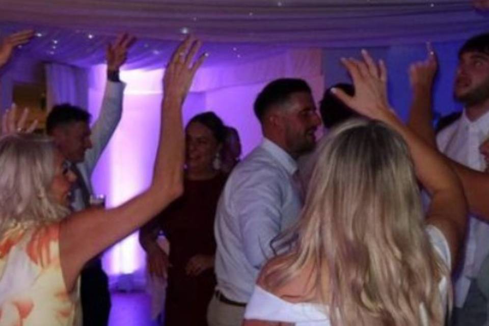 Southdowns Manor DJ