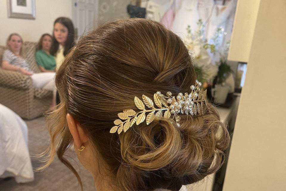 Beautiful wedding hair