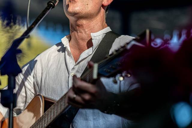 Tom Live in Horsham