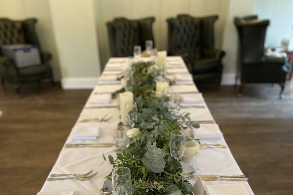 Foliage table scape