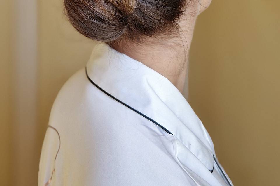 Short Hair Textured Chignon