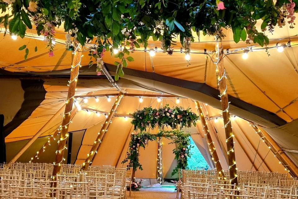 Floral hoops and arch