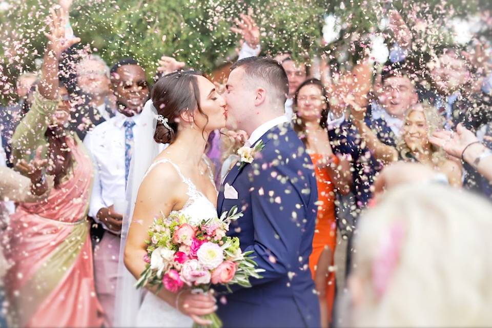 A confetti kiss