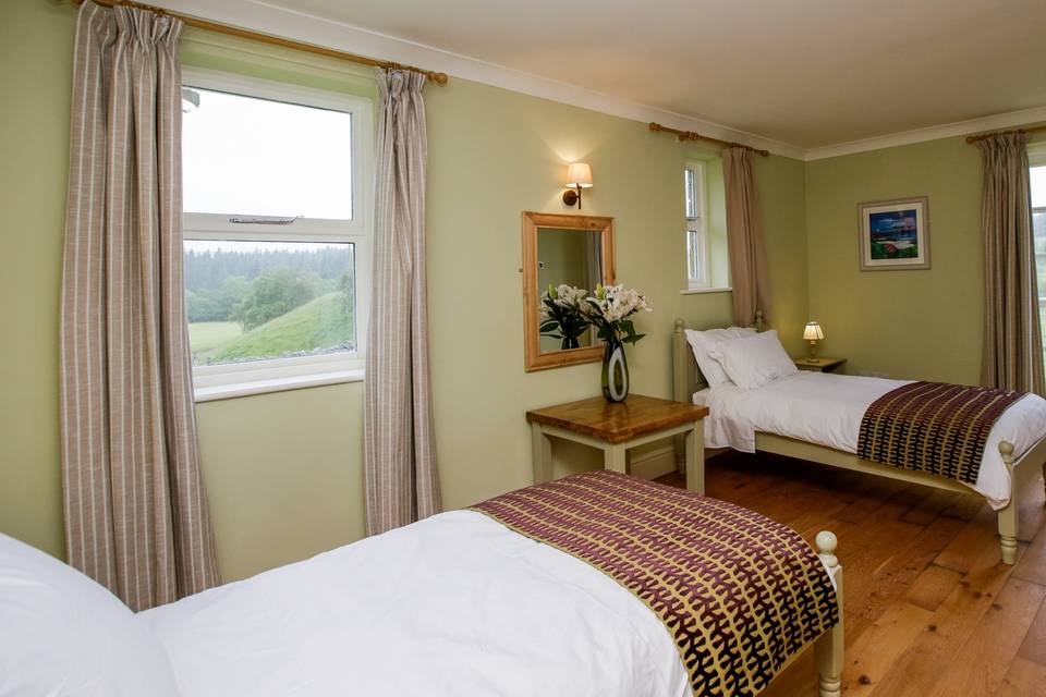 Corby's Castle -Lodge Bedroom