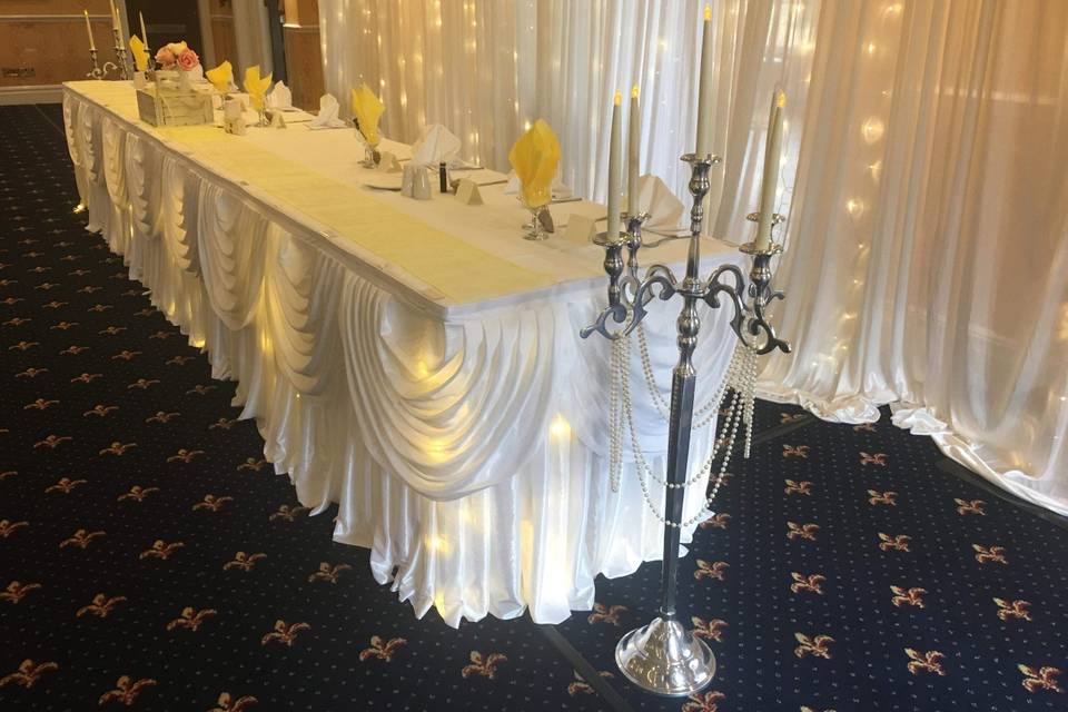 Sparkle table skirts