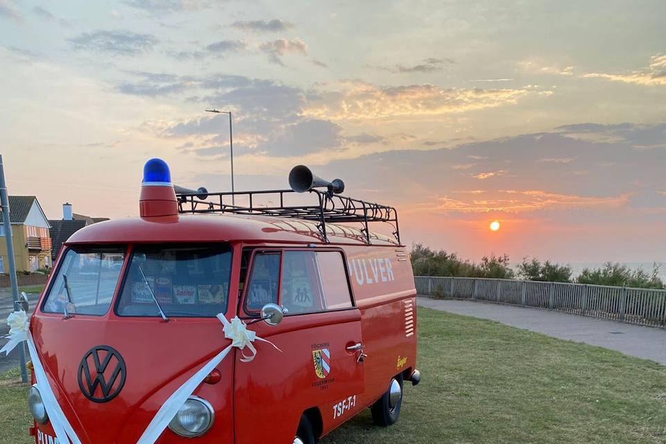 Berlin fire bus - corner