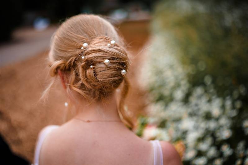 Elegant updo with pearls