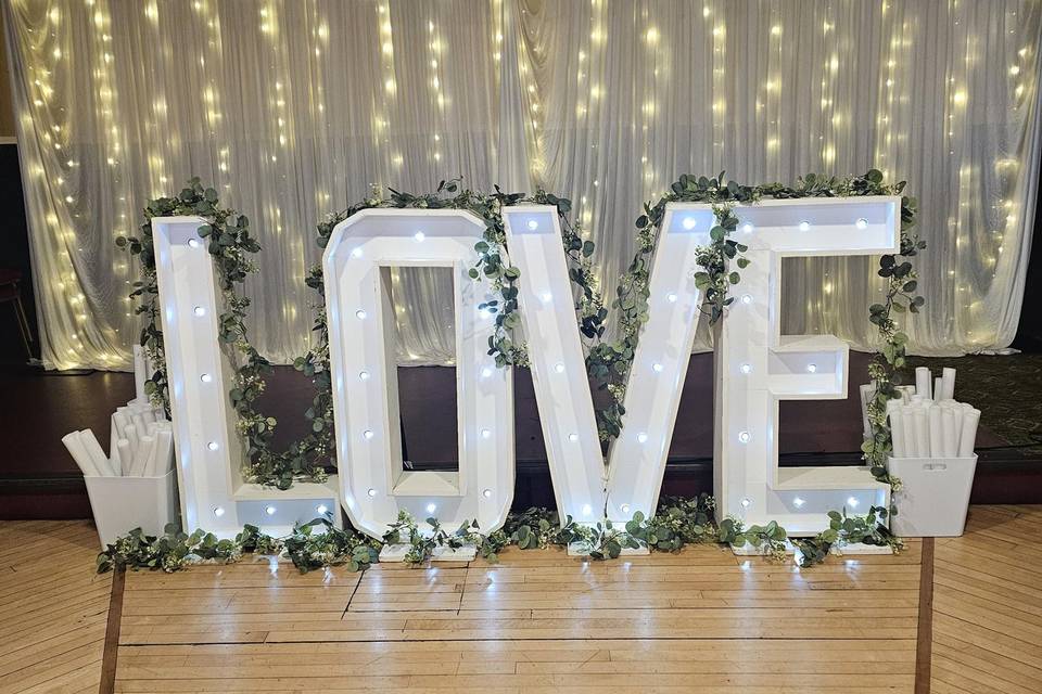 LOVE lights