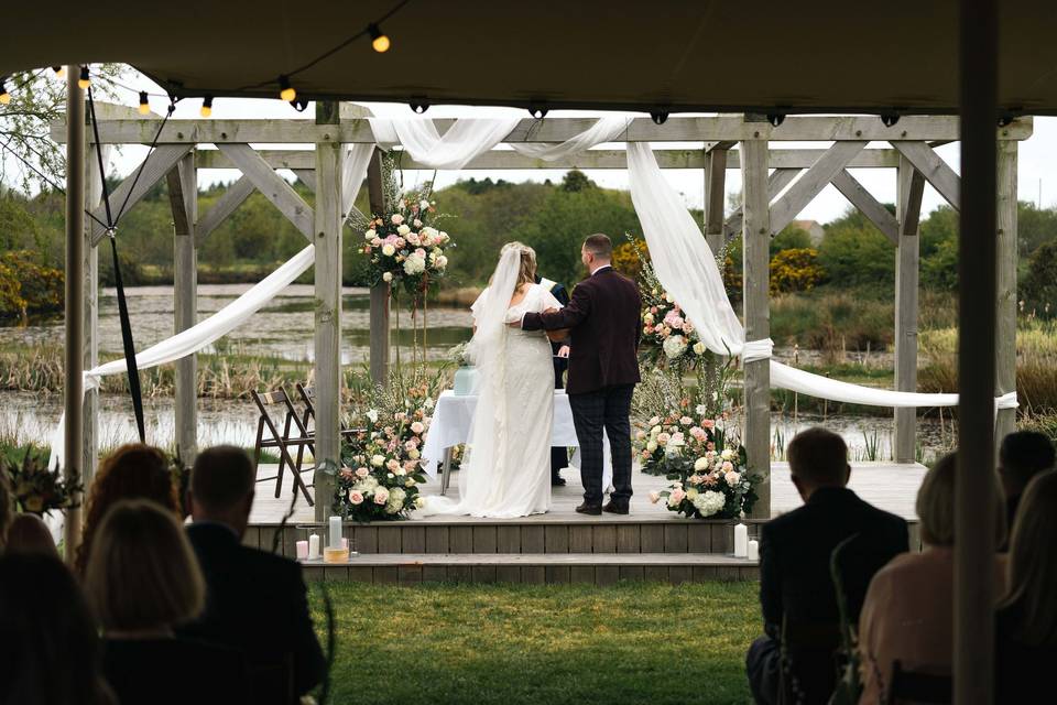 Pergola ceremony