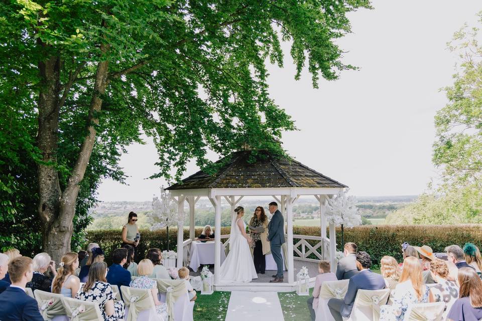 Gazebo ceremony w people