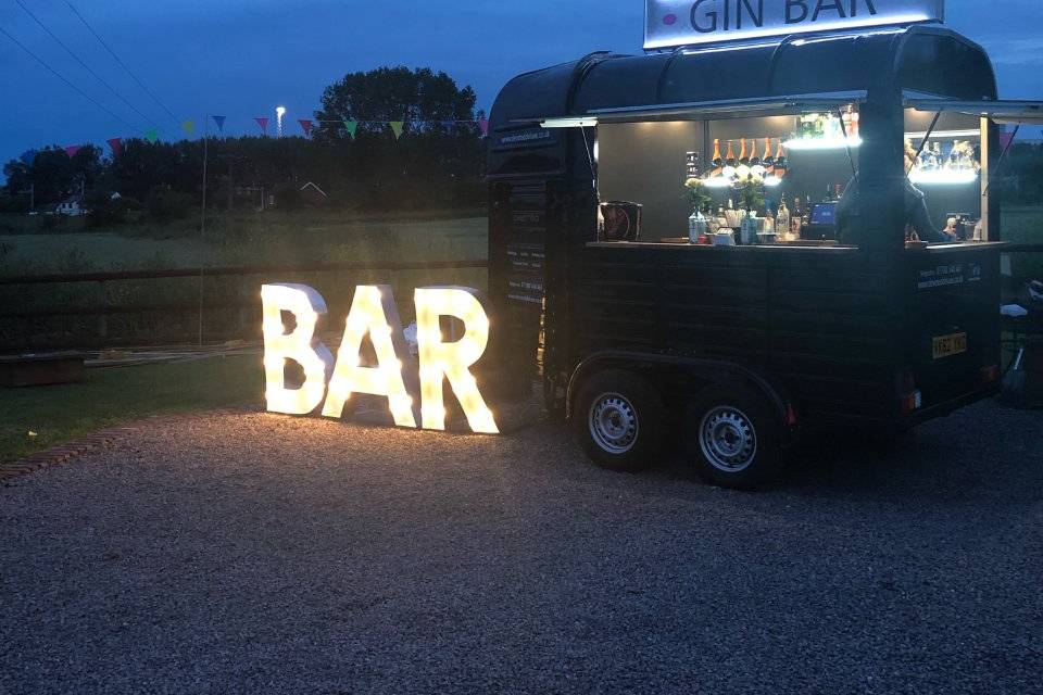 Devoted Deluxe - Bar Hire