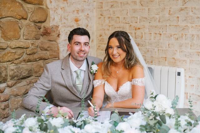 Signing of the registry