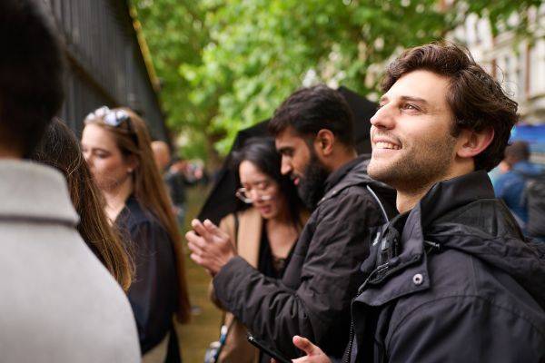 Group cracking the house