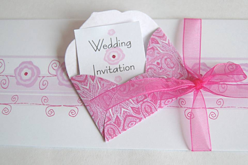 Glamourpuss Weddings Invitations