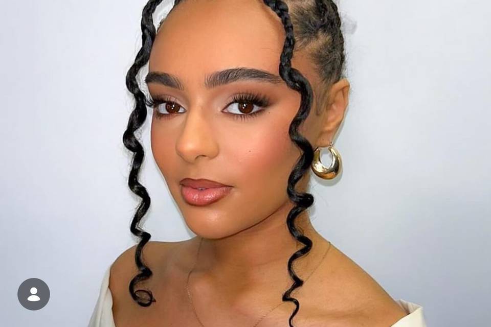 Stunning bridal glam