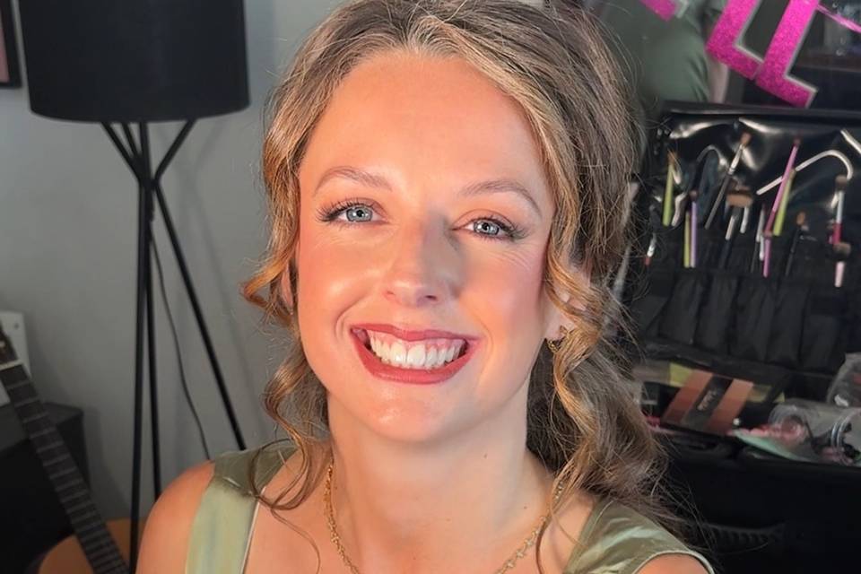 Bridesmaid radiant glam