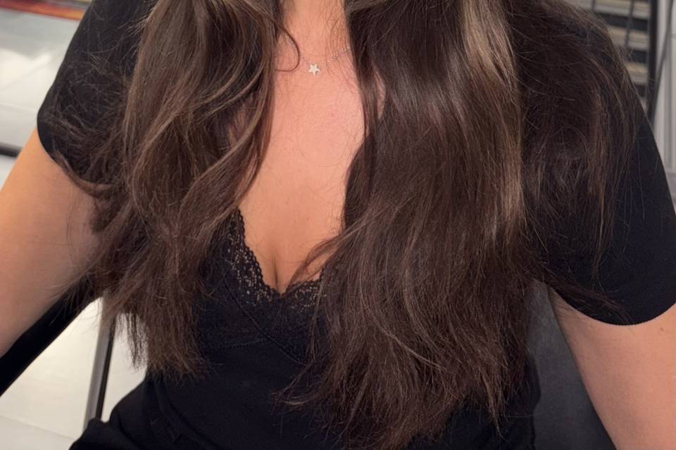 Dark soft glam