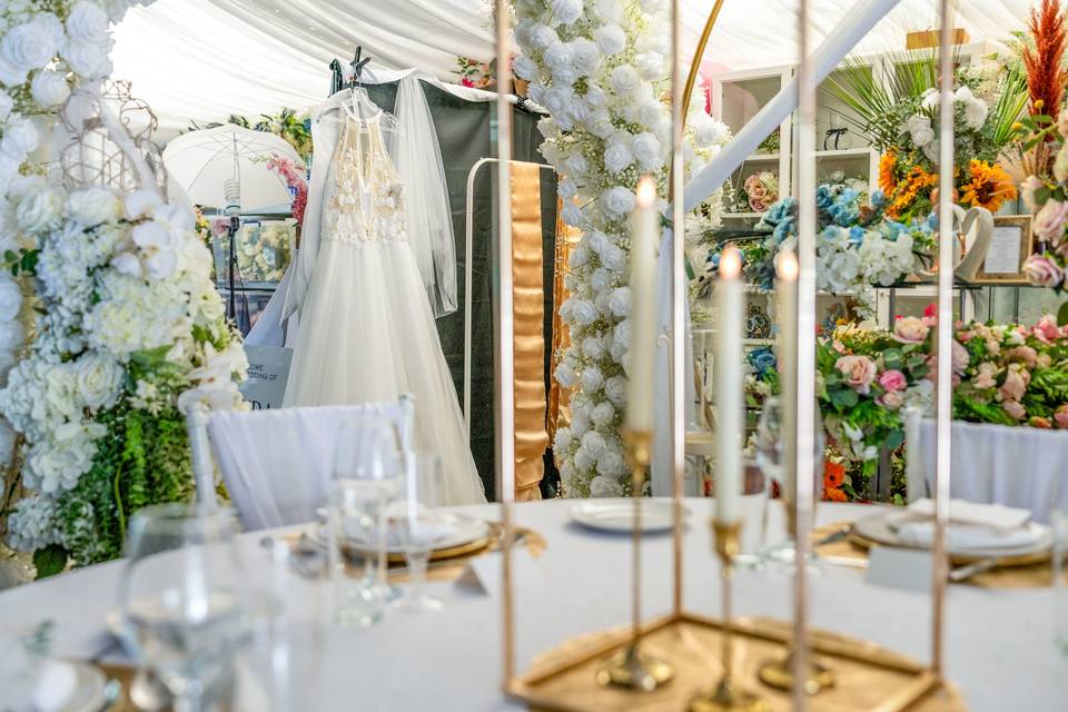 Elegant table setting with tall candles