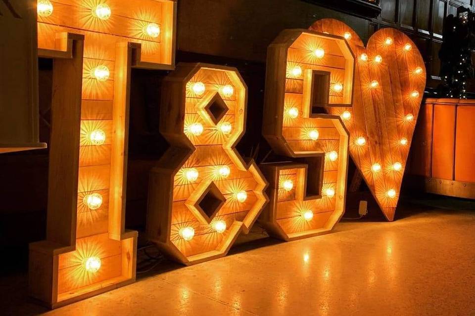 Rustic light up letters
