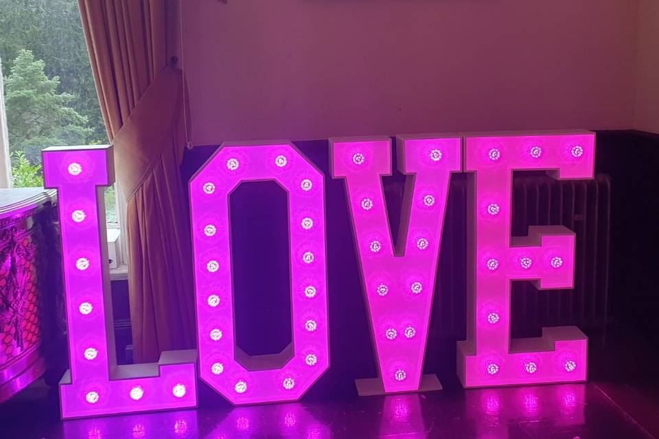 LOVE sign to match your colour