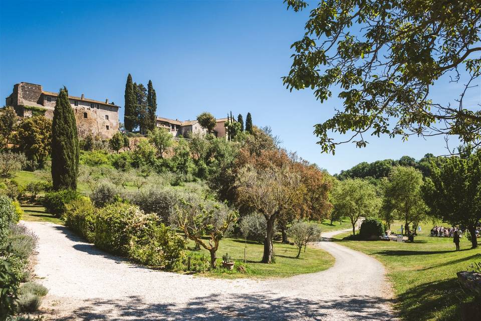 Borgo and street to the pool