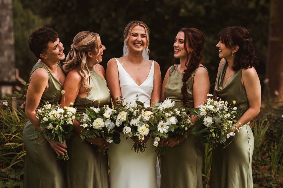 Wedding bridesmaids green