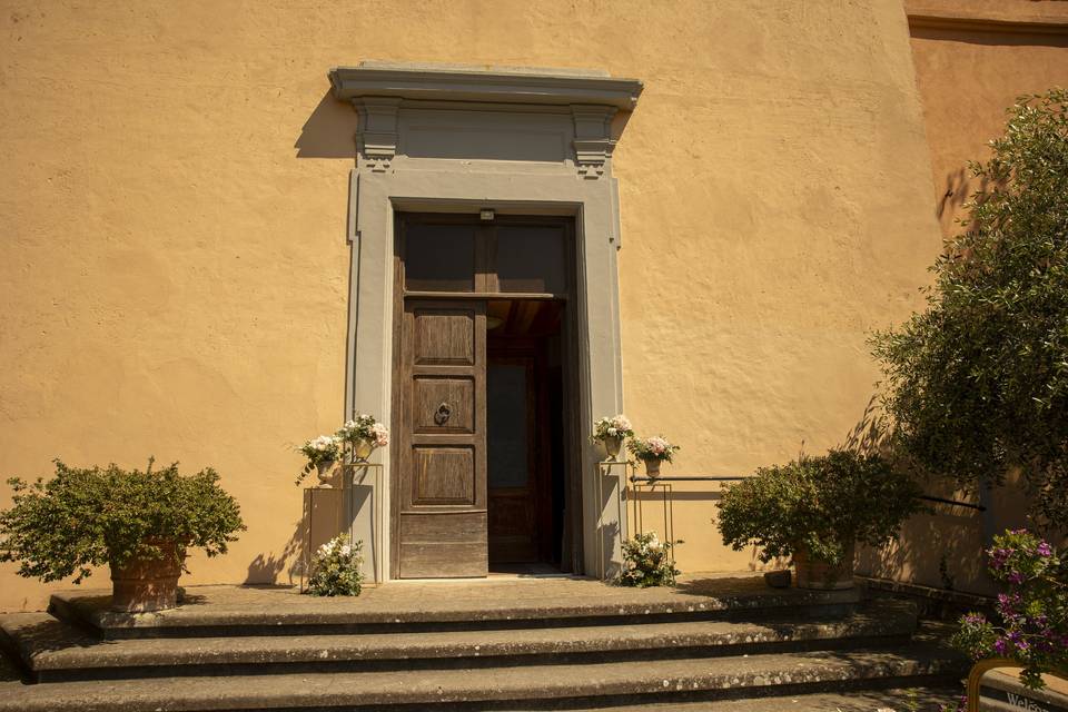 Entrance Borgo church