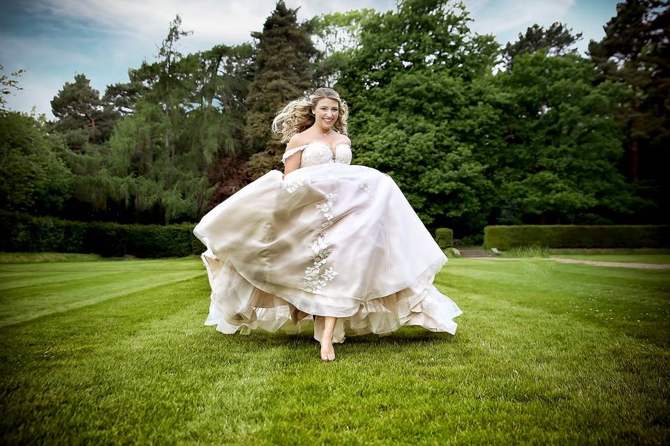 Runaway Bride!