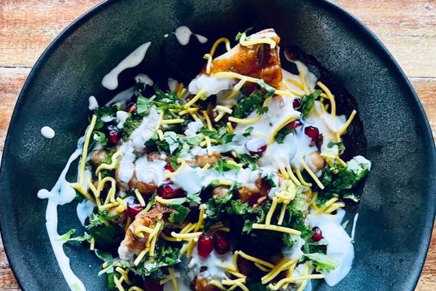 Samosa chaat