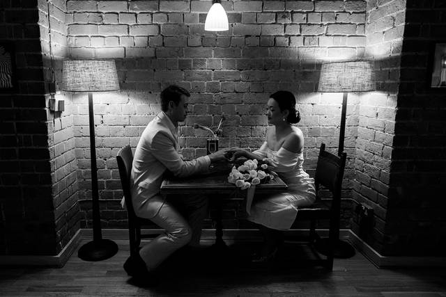 Couple in Pub