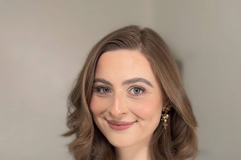 Soft natural glam