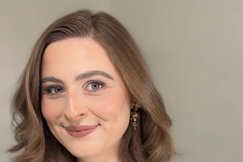Soft natural glam