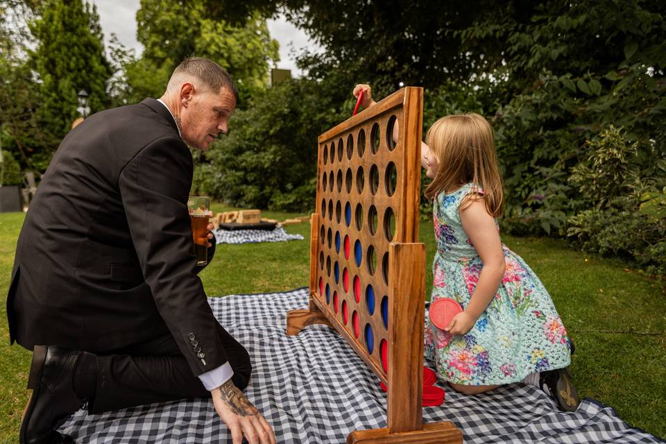 Lawn Games Connect 4