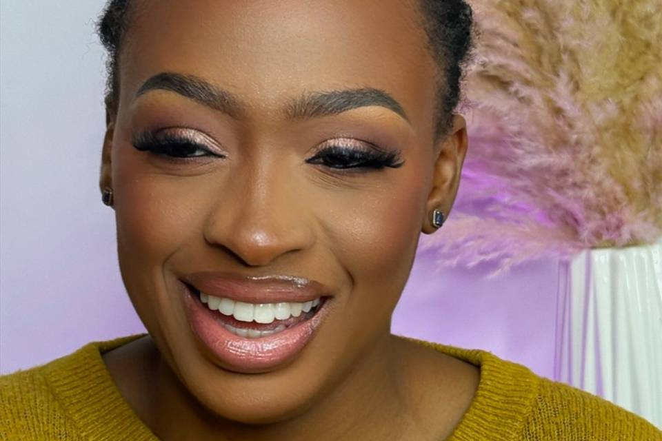 Anniversary soft glam