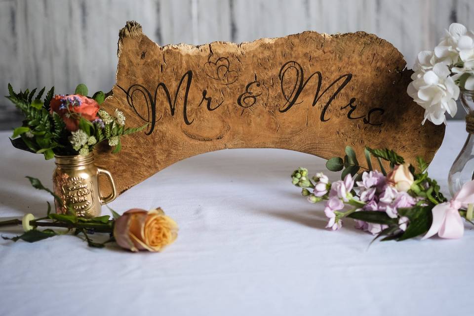 Laser Engraved Mr & Mrs Sign