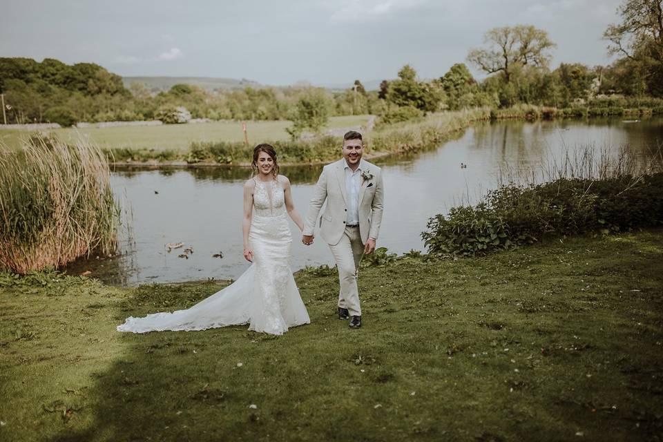 Real Gamekeepers Inn Wedding