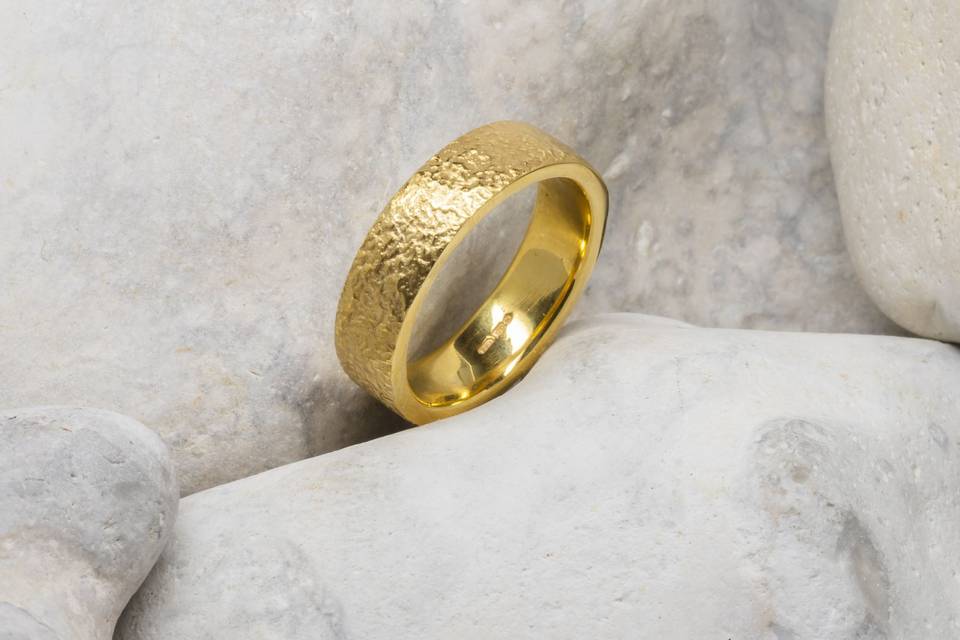 Textured Gold Wedding Ring