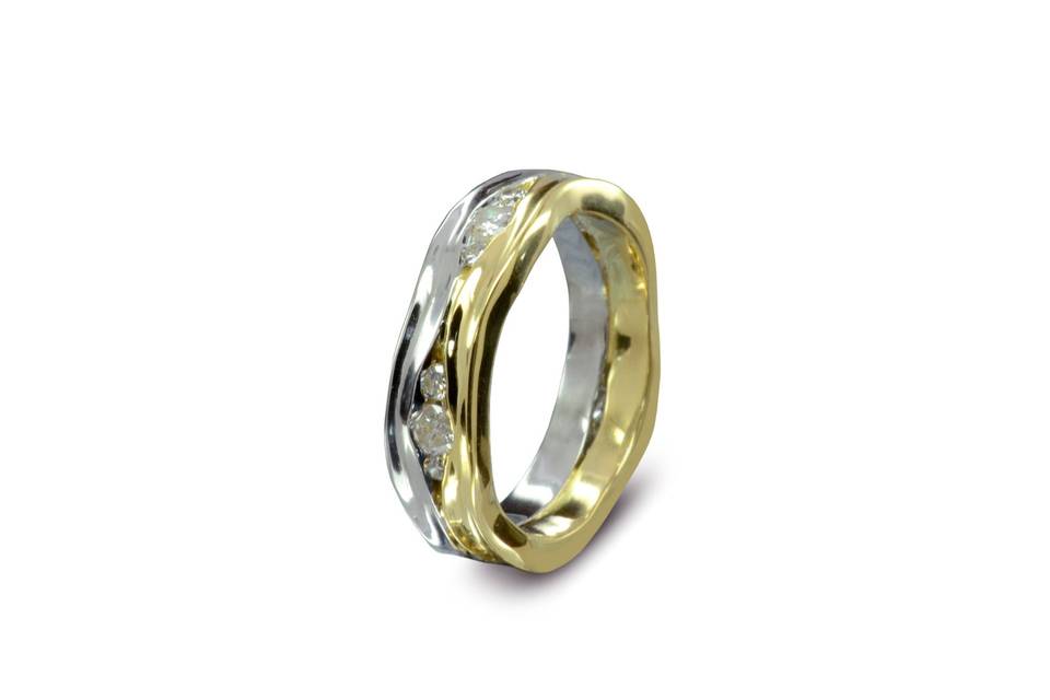 Trap Two Colour Diamond Ring