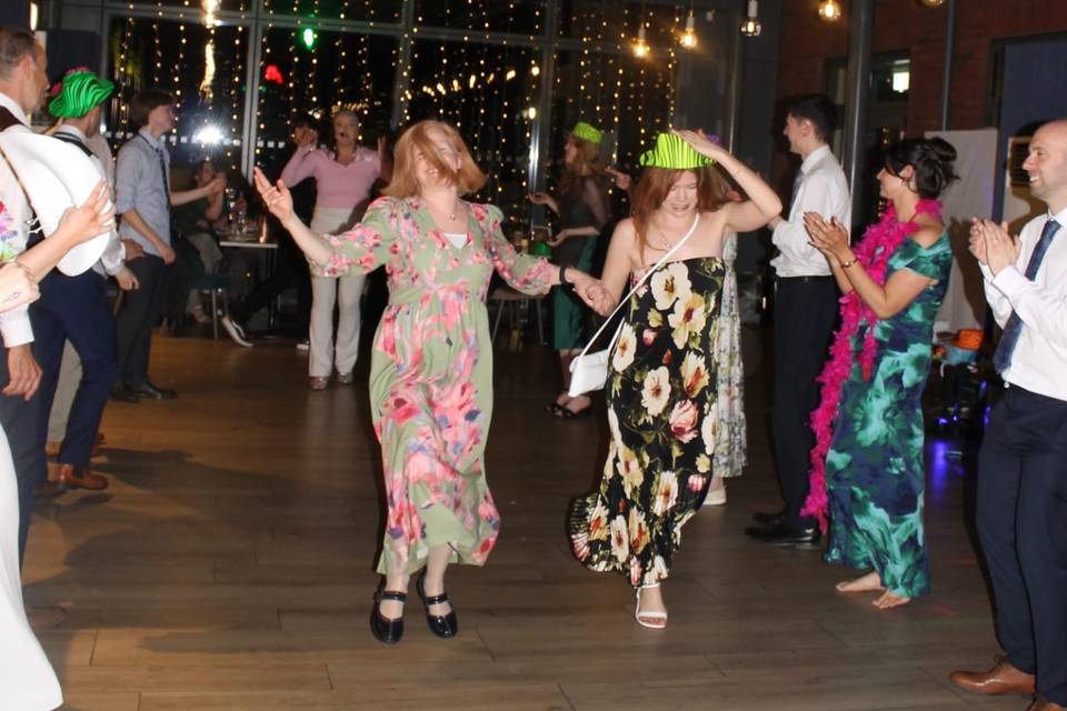 Cotton eye jo line dance