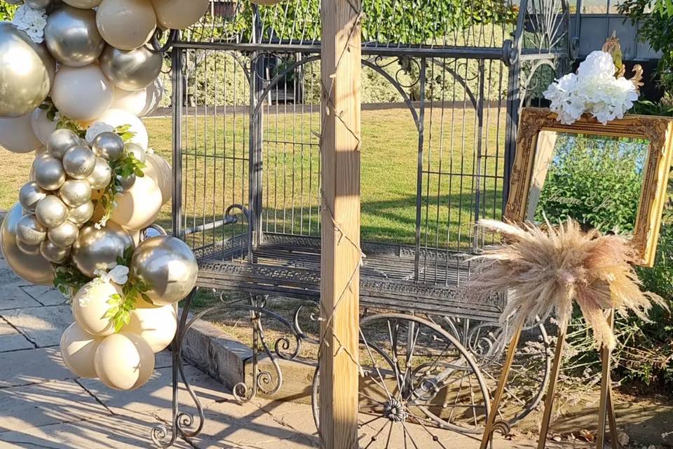 Barn wedding theme