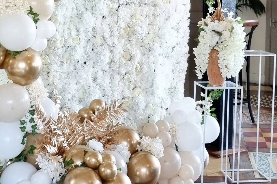 Glamorous decor