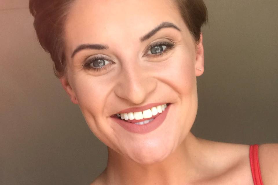 Bridesmaid makeup