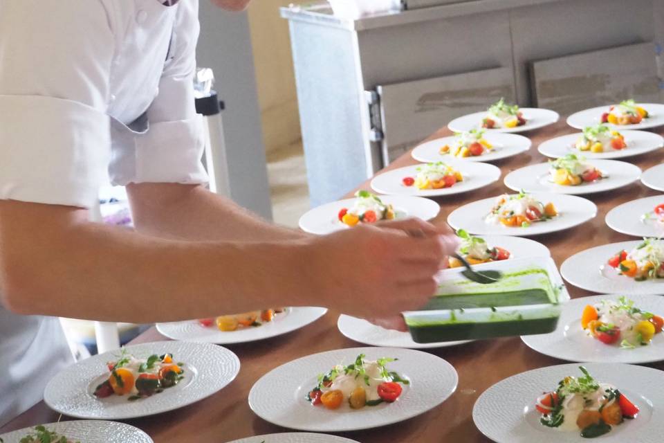 Plating burrata and tomato