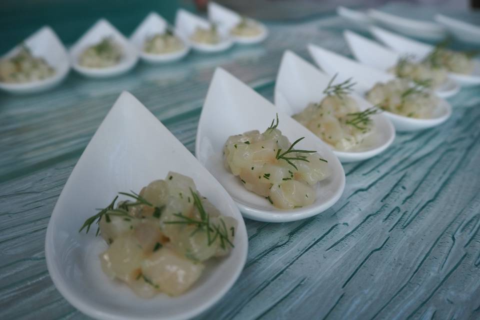 Scallop tartare canape